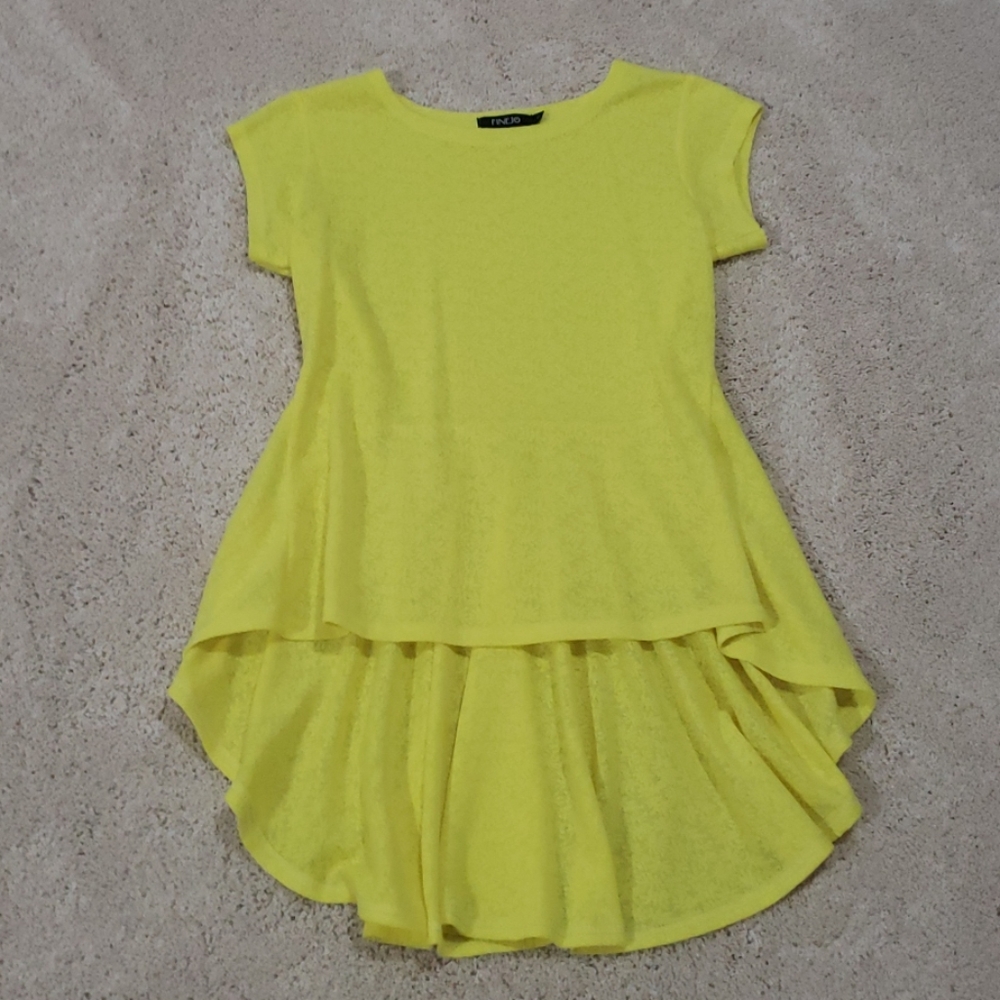 yellow shirt